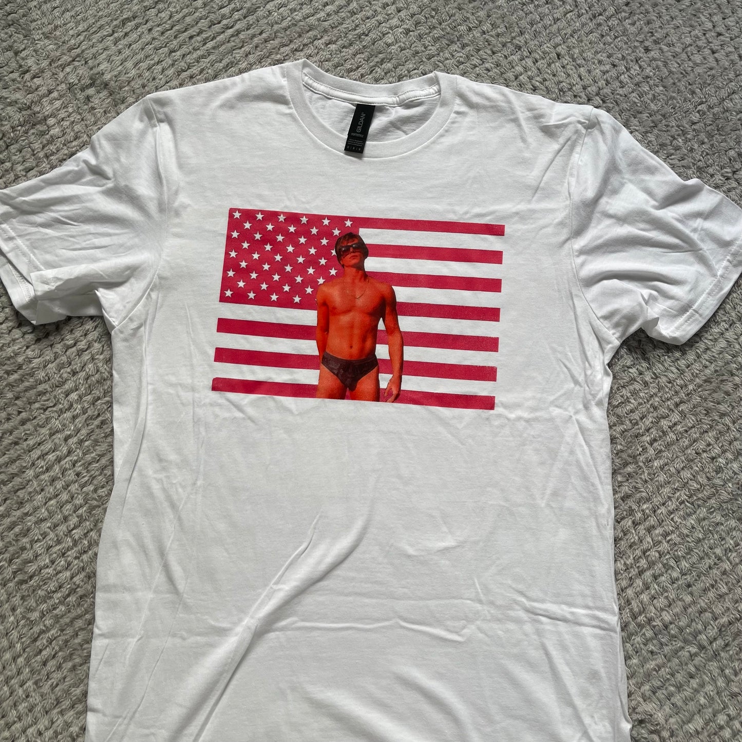 Nicholas Pink American Flag tee - Medium T shirt