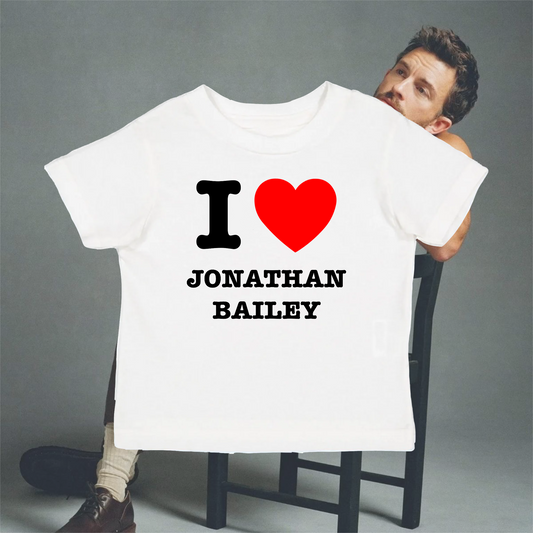 I heart Jonathan Bailey